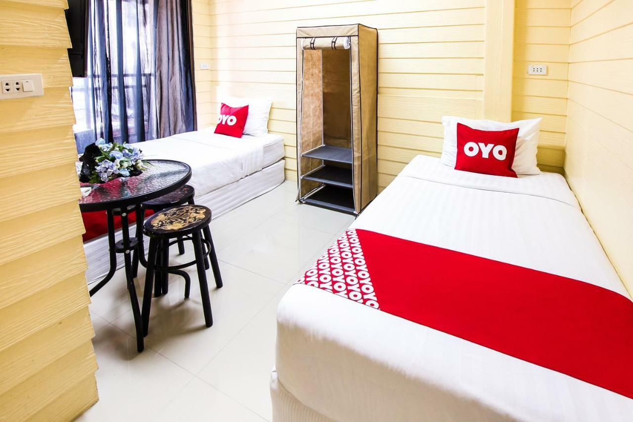 Babo House Bangkok Hotel Buitenkant foto