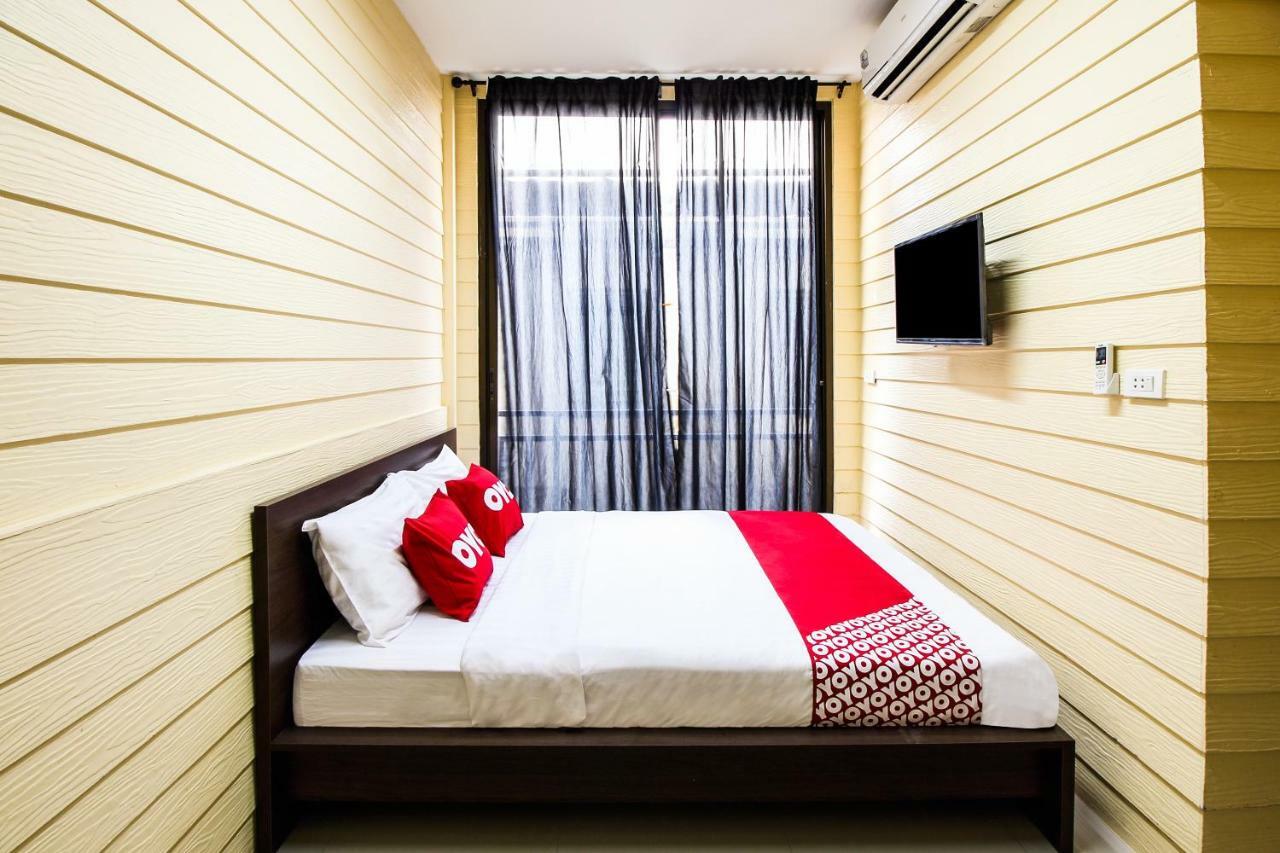 Babo House Bangkok Hotel Buitenkant foto