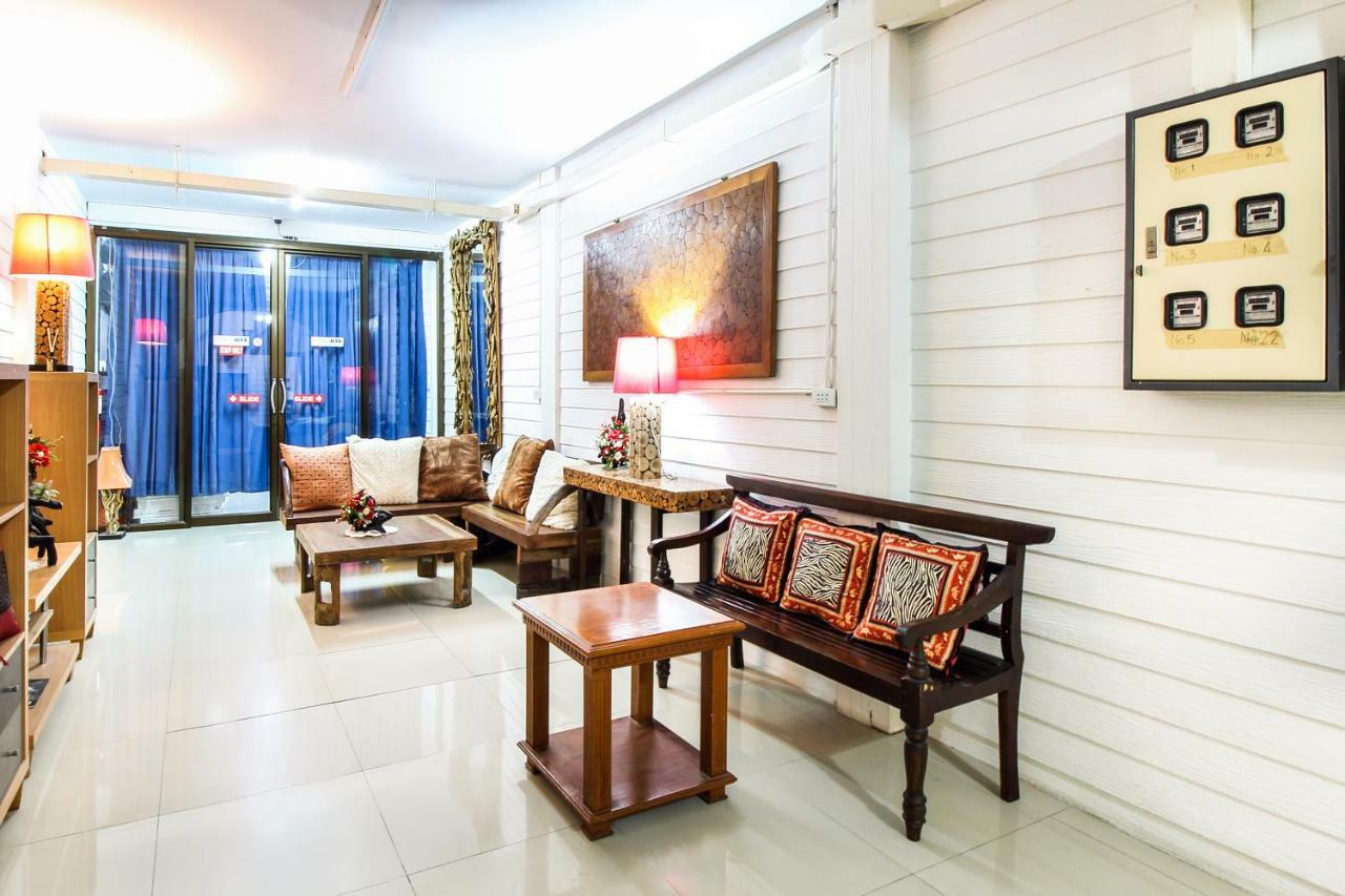 Babo House Bangkok Hotel Buitenkant foto