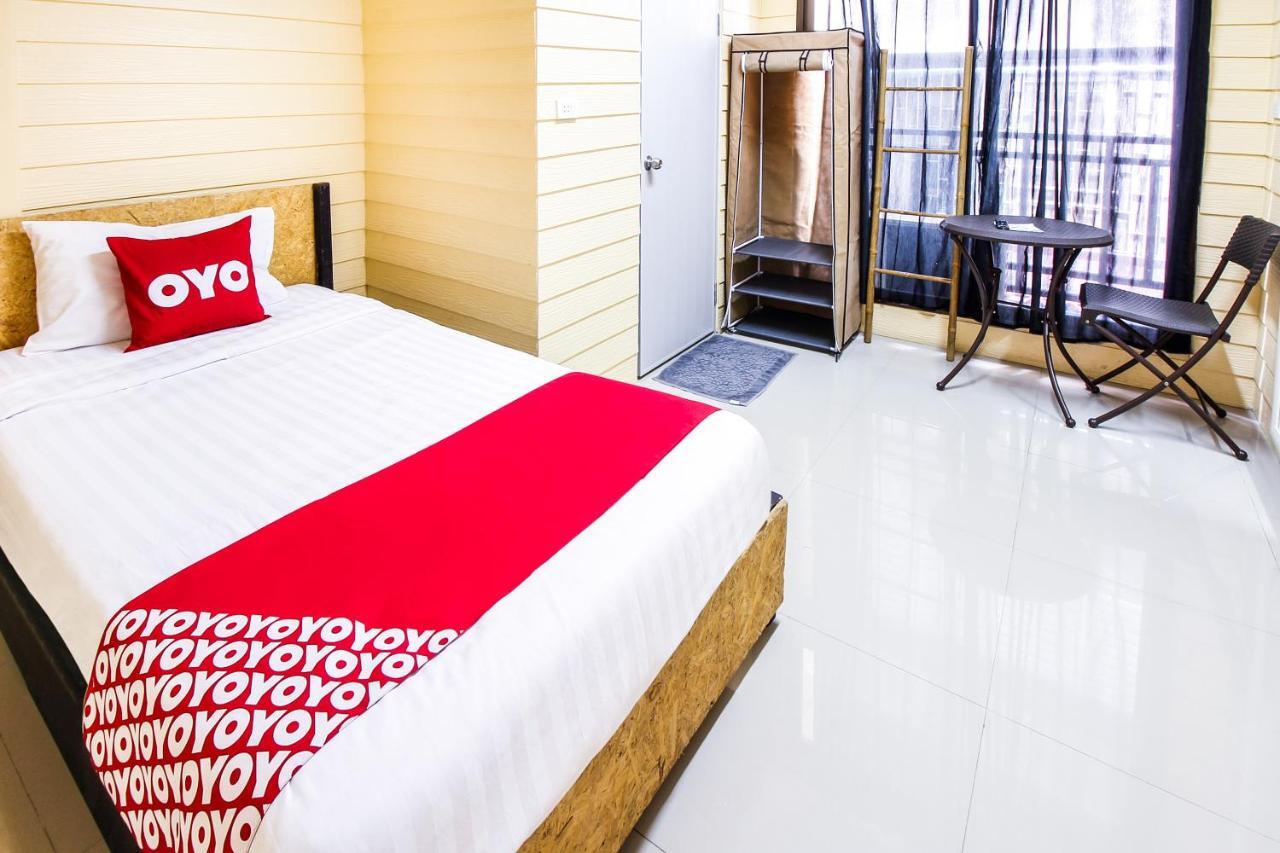 Babo House Bangkok Hotel Buitenkant foto